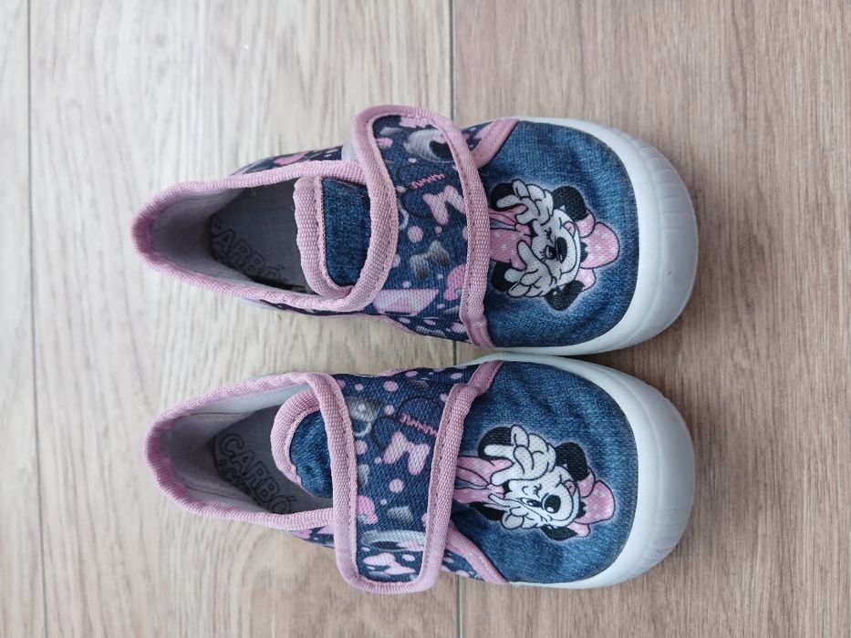 Детски пантофи за момиче