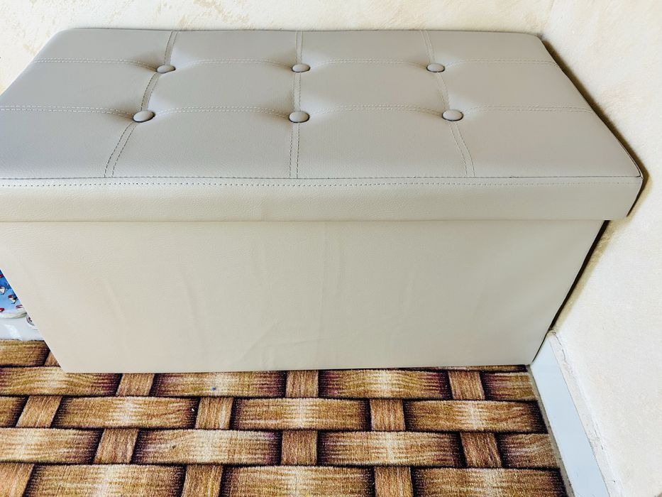 Кожена Таборетка