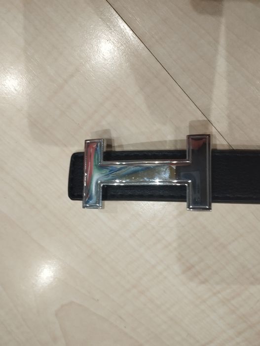 Колани Louis Vuitton и Hermès – отлично състояние