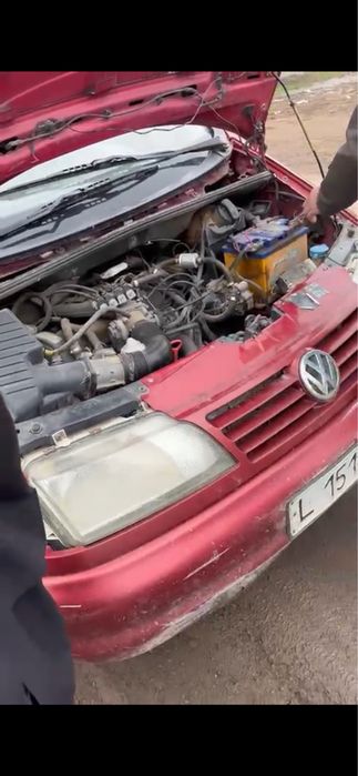 Двигатель на Фольксваген Шаран 2,0 литровый