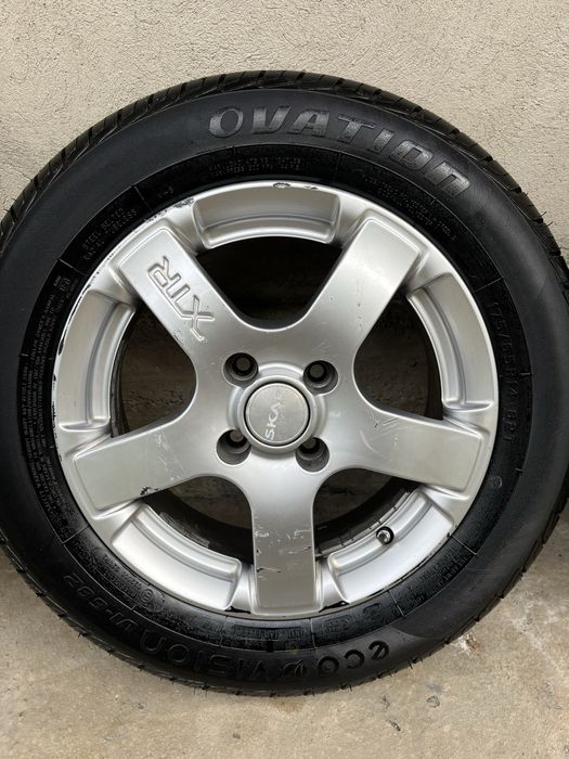 Балоны 4 штука новые