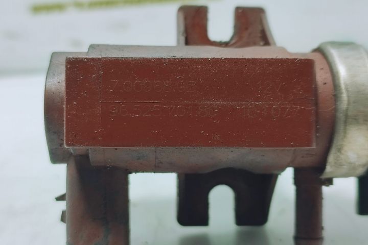 Electrovalva supapa vacuum vacum 1.6tdci 2.0 GPDA,HHDB HHDA  9652570180 Volvo C30 1 (facelift) seri