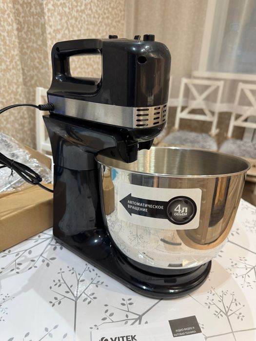 Продается миксер