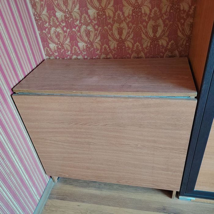 Стол складной деревянный