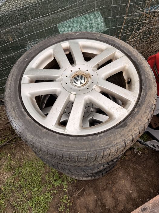 Jante jenti geante vw passat b6 golf 5 touran skoda 205/50 R17 iarna