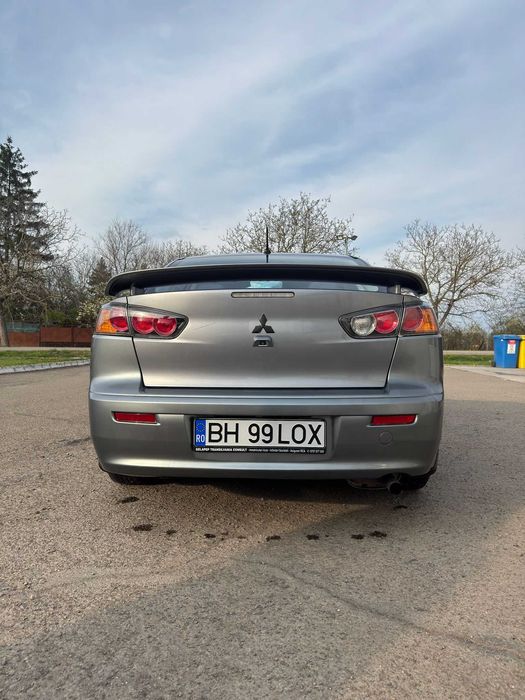MITSUBISHI Lancer 2015 — imagine 4