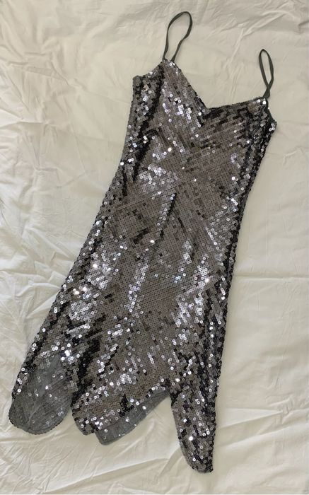 Продам несколько платьев