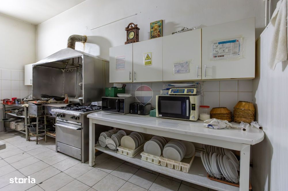 Pensiune cu 23 camere , Stațiunea Slănic Moldova, bonus cladire la GRI