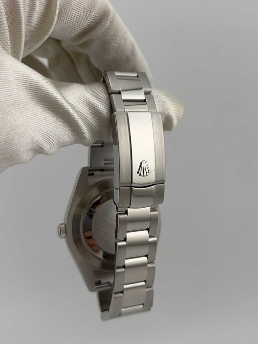 Наручные часы Rolex Datejust 116300