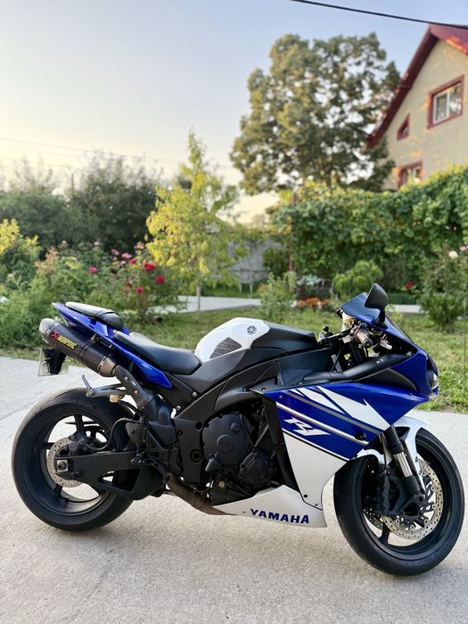 Yamaha r1 rn22 big bang