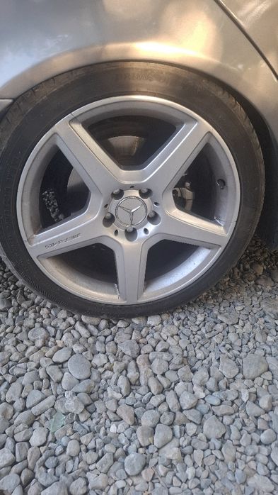 Продам диски с шинами 18р
