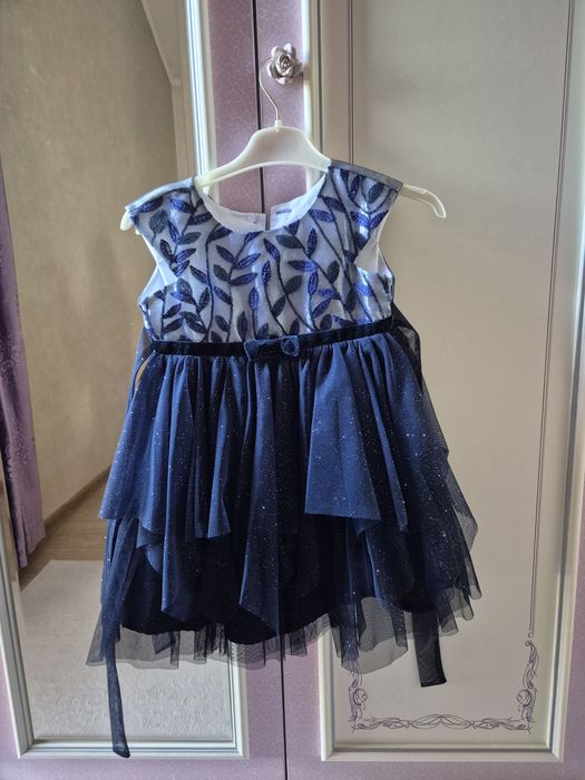 Детские платья и пиджак