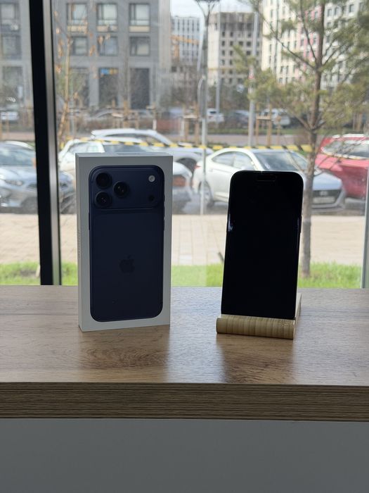 iPhone 17 Pro Max 256 gb EAC | iStatus