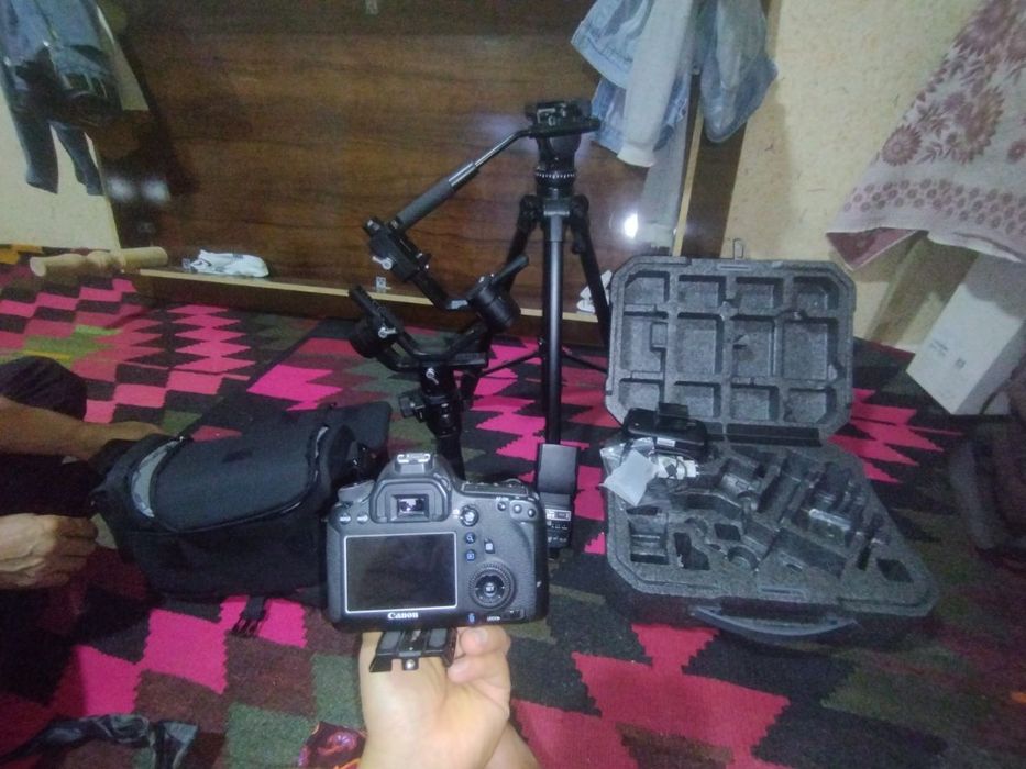 Canon 6d body kamplekt sotisdi