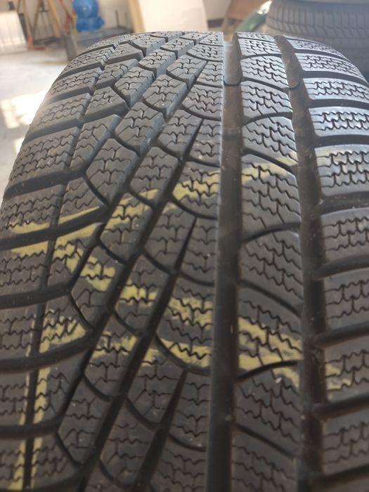 Зимни гуми Pirelli Sottozero winter MO 
255 45 18