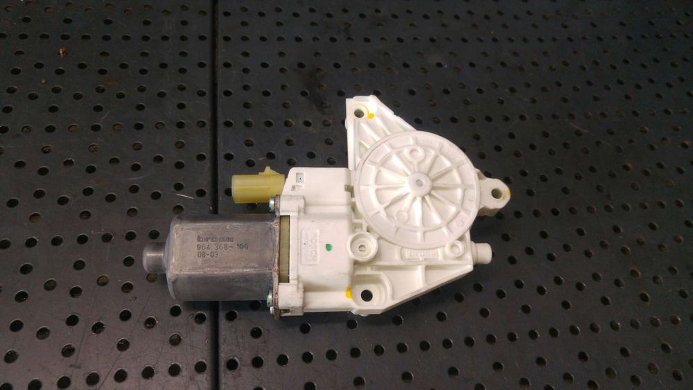 Motoras macara dreapta spate fiat freemont 345 964368100 0130822474