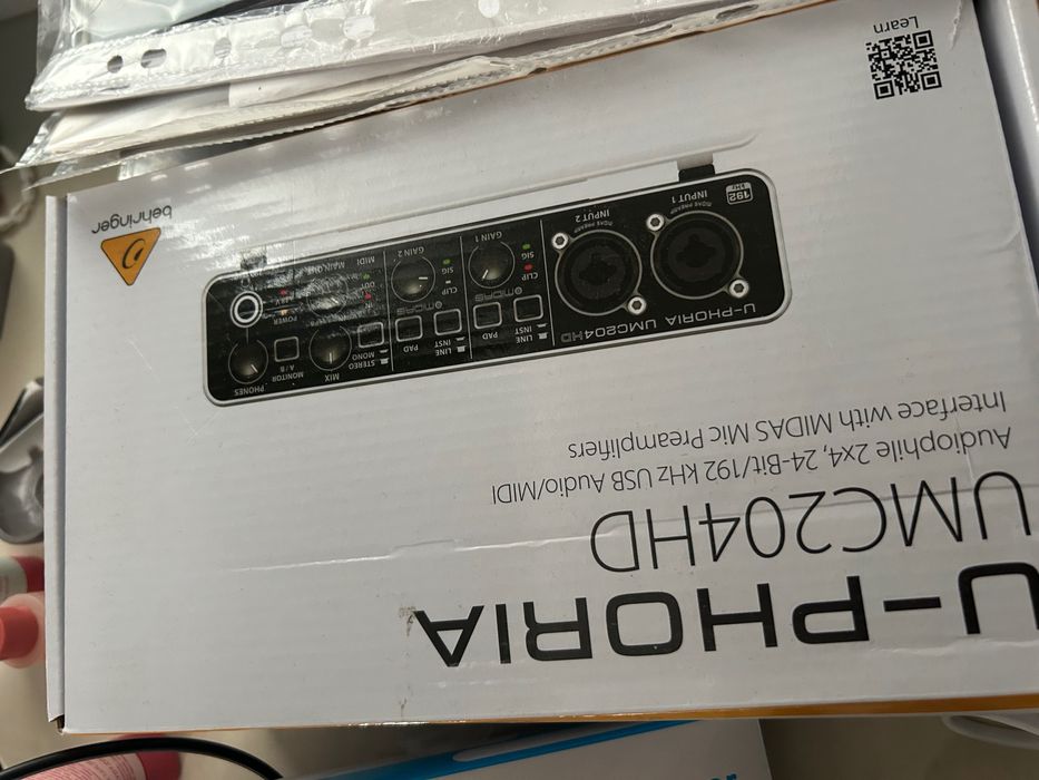 Продам электрогитару со всем