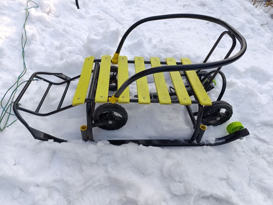 Санки с колёсами