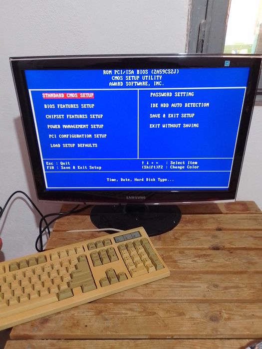 Calculator vintage /unitate pc retro /pentium 100mhz