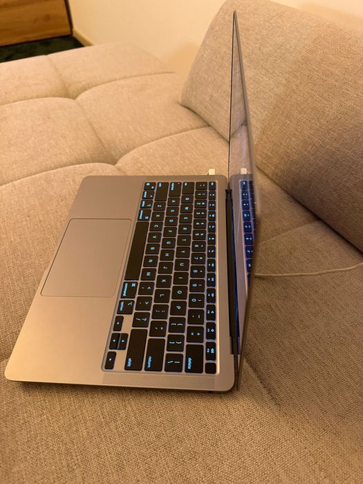 MacBook Air M1 (2020) – ca nou Giroc • OLX.ro