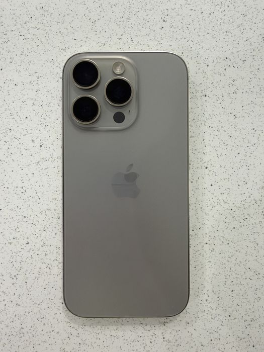 Vand Iphone 16 Pro 128 GB - Natural Titanium