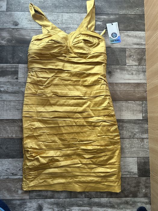 Rochie noua cu eticheta