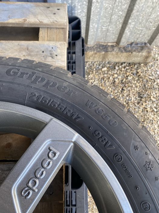 215/55/17 Зимни