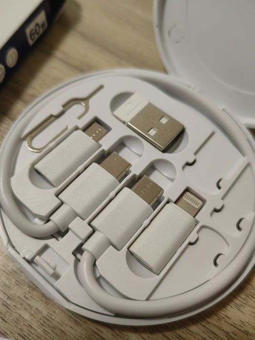 Set adaptoare PC in cutie
