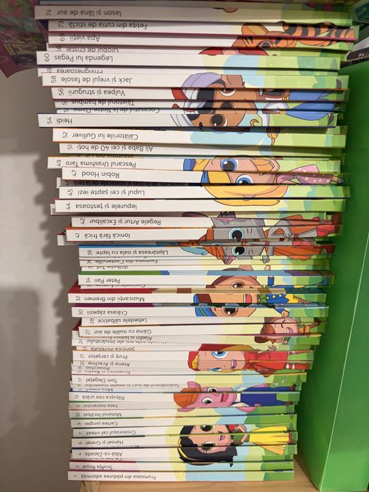 Povesti Litera cu figurine si boxa