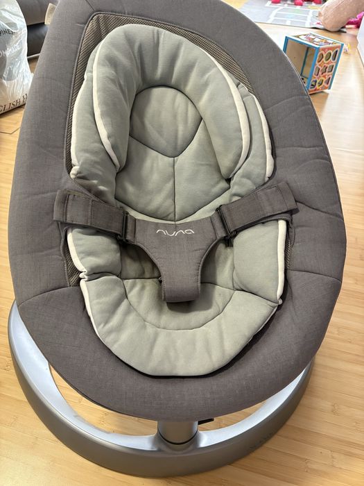 Nuna LEAF Grow, reglabil, Gri