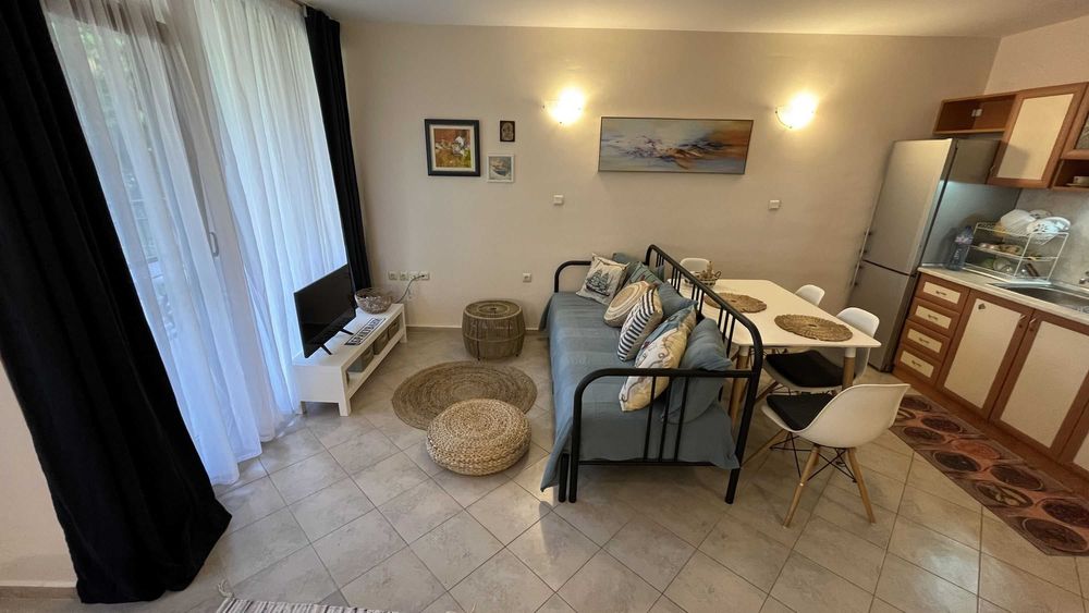 Продава се Едностаен апартамент в Царево - 54 кв.м за 1100 €/кв.м - Снимка #19