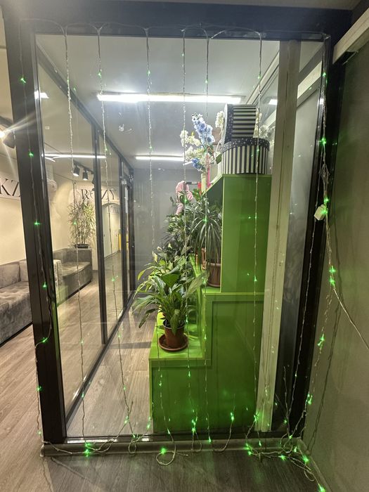 Продам аллюминиевую перегородку