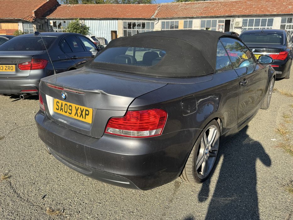 Продаваме на части бмв е88 120и на части bmw e88 120i
