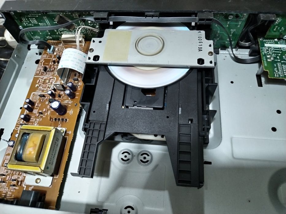 Cd deck Technics sl-pg490