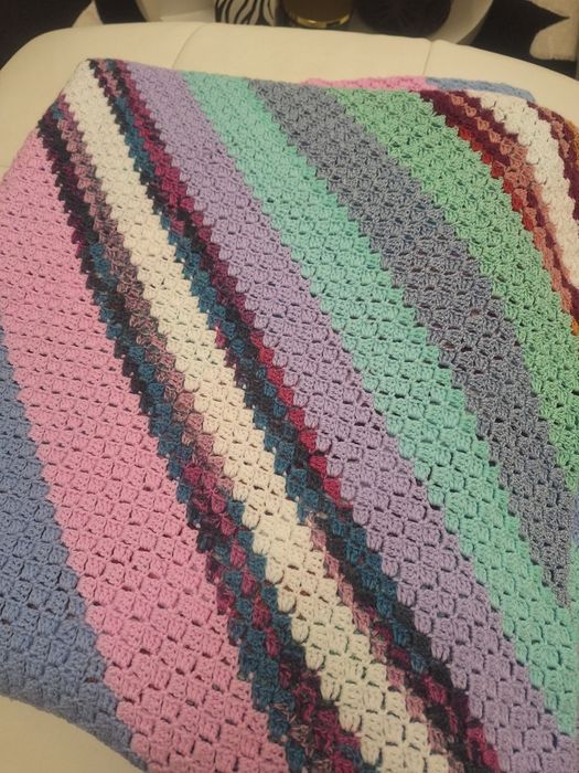 Ръчно плетено одеяло