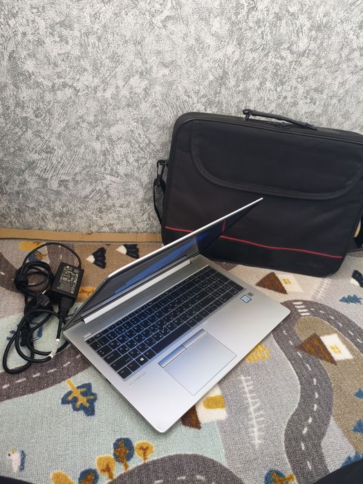 HP  — i5, 8GB RAM, SSD 256GB, сумка в подарок