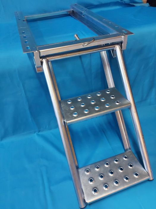 Продам лестницу для фургонов