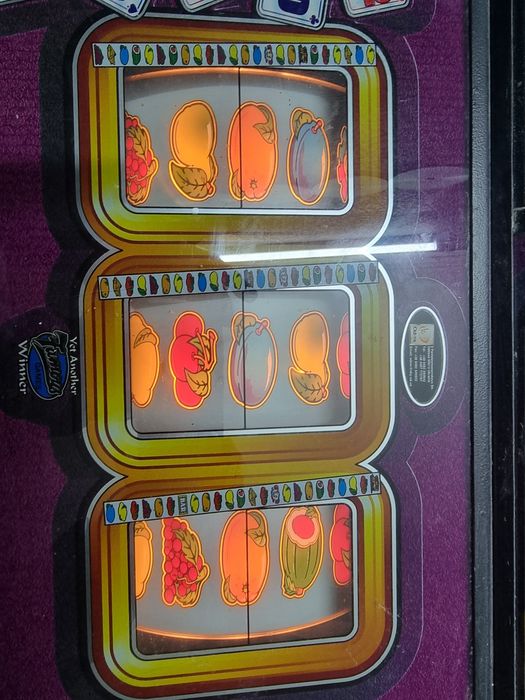 Продам игровой автомат