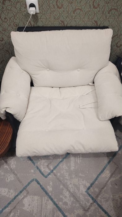 Новые стулья из Китаяя