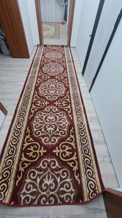 Ковер (дорожка) чистый