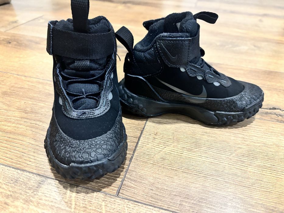 Детски зимни боти Nike Hikeda