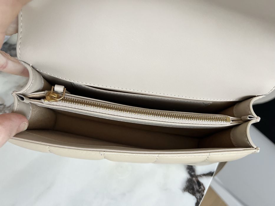 Оригинална кожена чанта PINKO