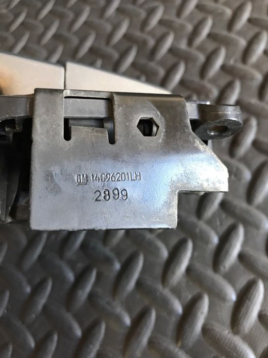 Предна лява външна дръжка сребриста за Opel Insignia (2009-2014) 14096201