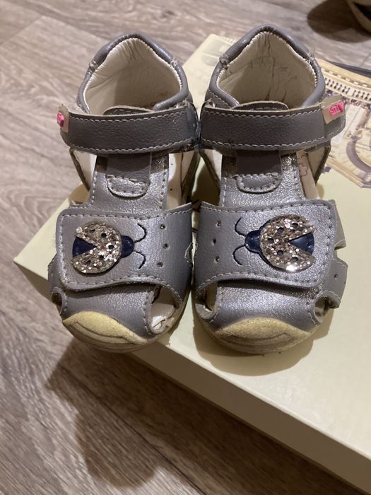 Сандалии детские