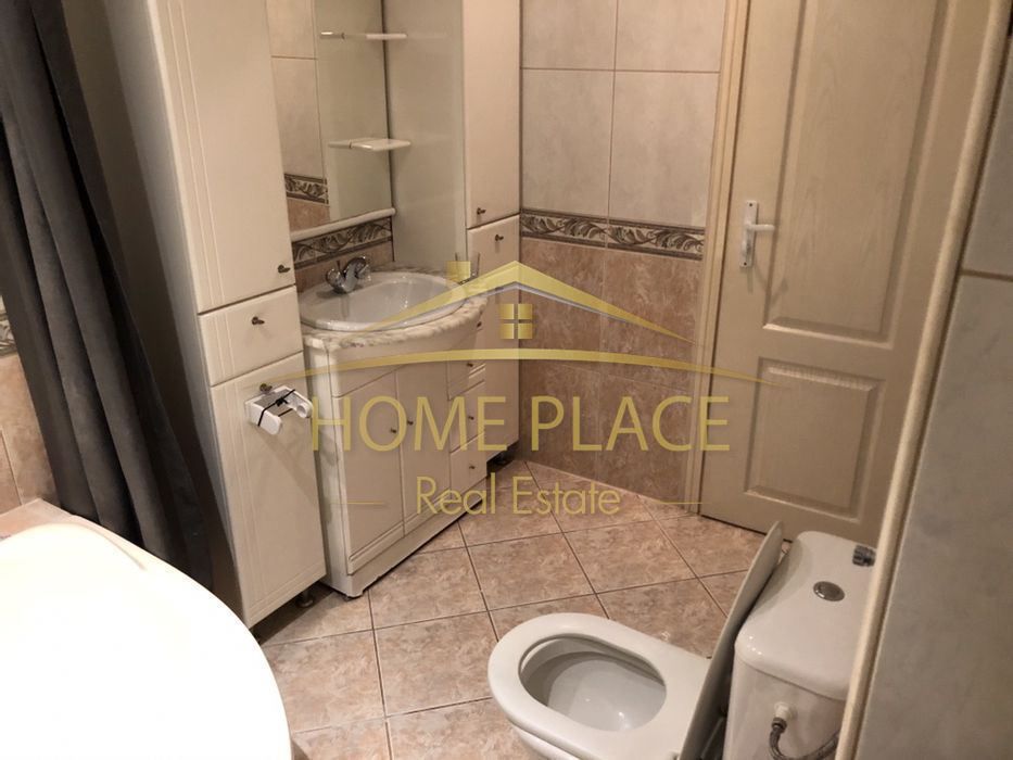 Дава се под наем Тристаен апартамент в Варна, Червен площад - 120 кв.м за 994.5 € - Снимка #7