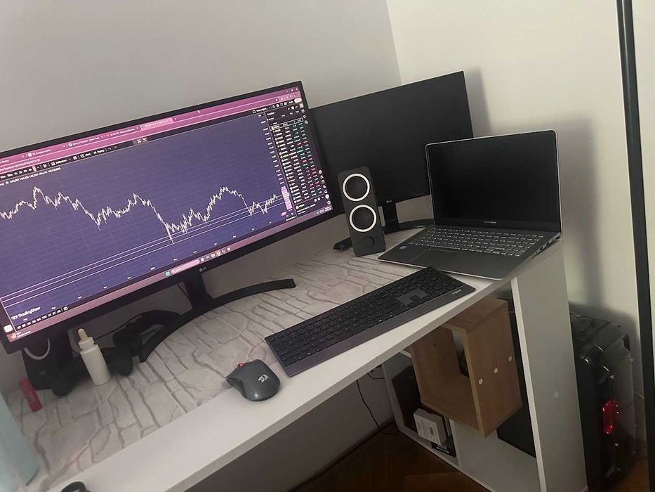 Pachet PC Gaming + Laptop + Monitoare UltraWide + Accesorii Cadou