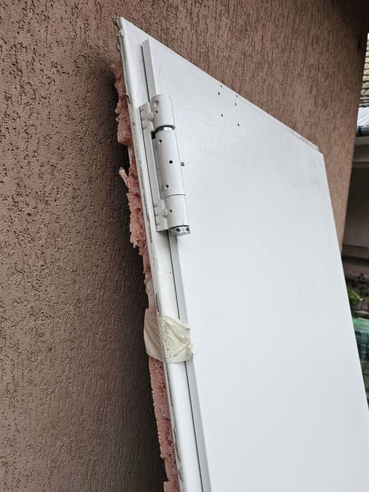 Vand usi metalice/ rezistente la foc