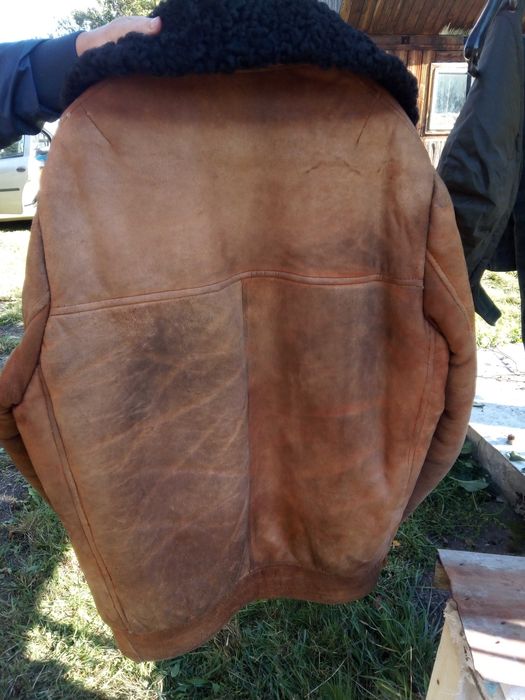 Cojoc barbatesc, model traditional