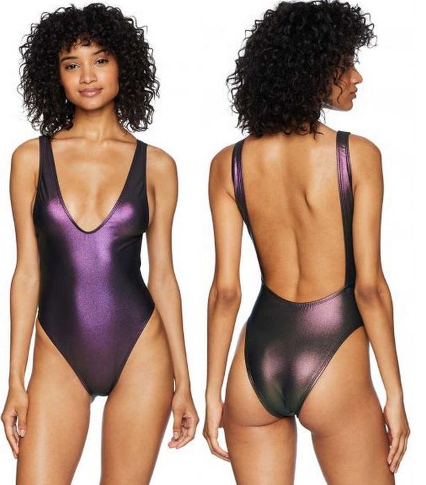 NOU! Costum de baie intreg Sports Illustrated