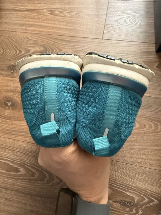 Brooks adidasi barbati 45.5
